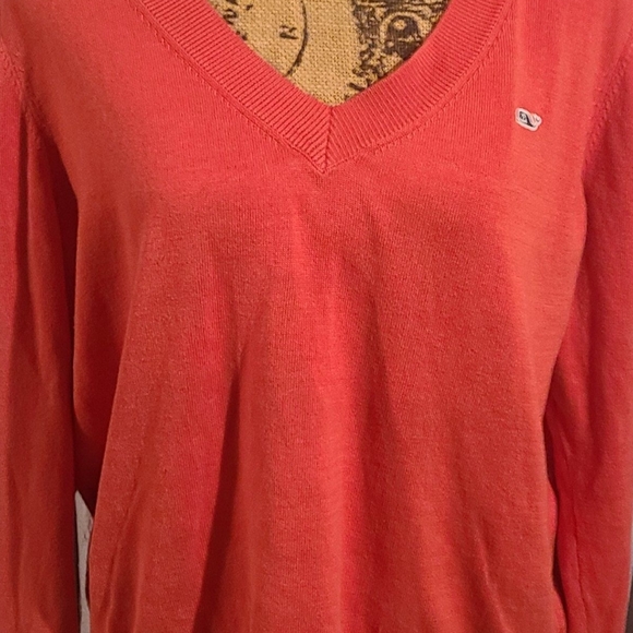 Vineyard Vine womens v neck sweater - Picture 2 of 2